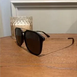 Gucci Black Sunglasses with Teal and Pink Case Gucci GG1547S 003 Sunglasses - US main image 3